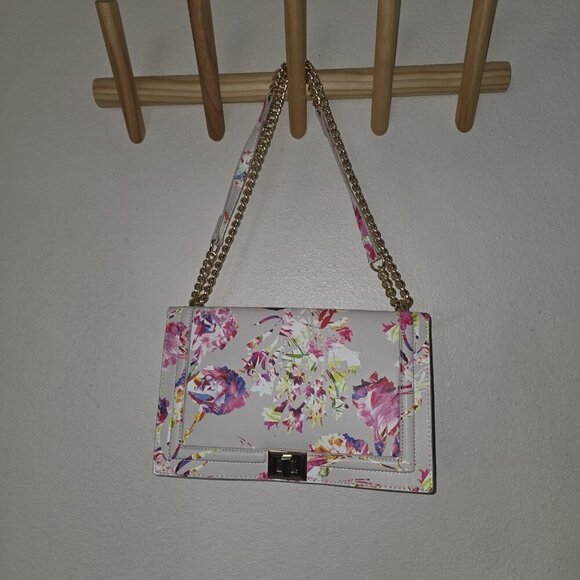 INC Sibbell Floral Faux Leather Envelope Shoulder Bag Clutch Gold Chain - Picture 6 of 16